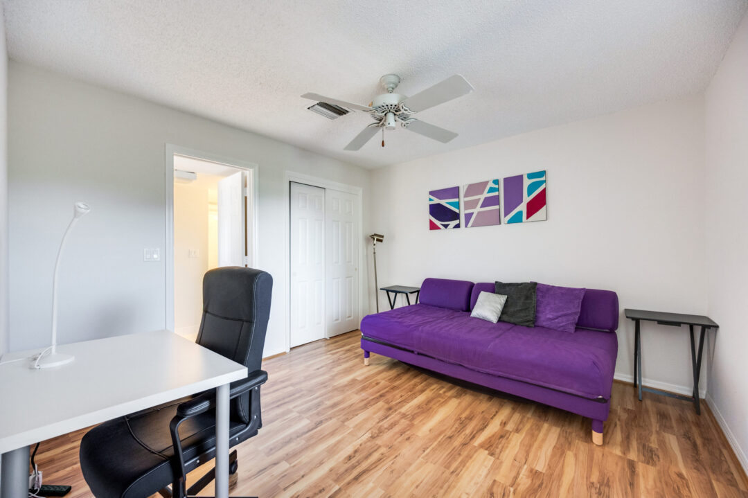 1645 C Spoonbill – 19